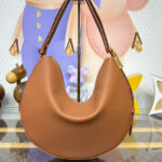 Louis Vuitton Low Key Cookie MM M14417 M14642